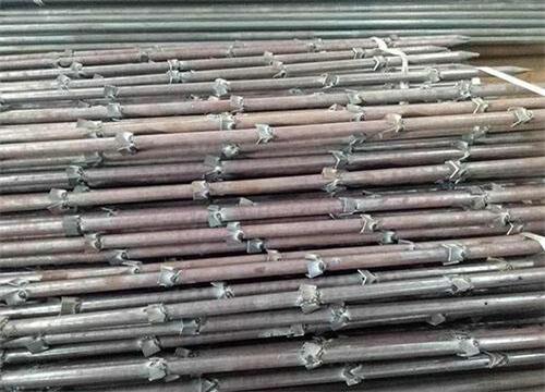 新乐倒刺钢花管